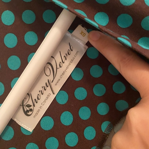 Cherry Velvet size OX - Picture 2 of 5